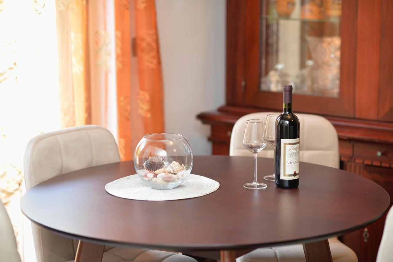 Apartment Nikolija 도브로타 외부 사진