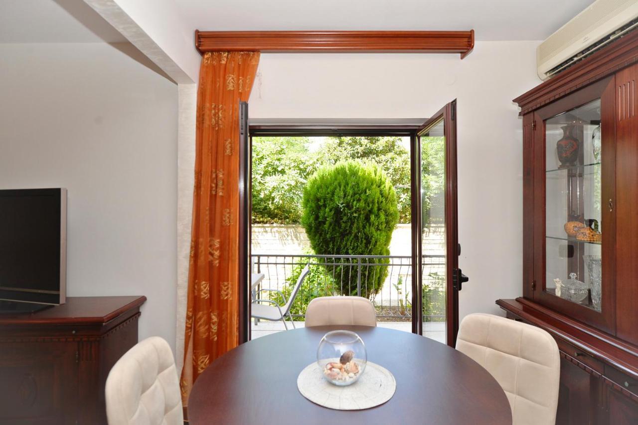 Apartment Nikolija 도브로타 외부 사진